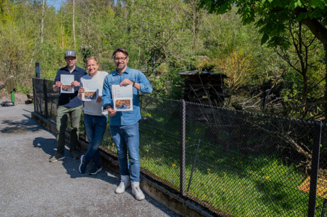 Besuch der drei Iltis-Ehrenpaten Stefan Büsser, Aron Herz und Michael Schweizer im Natur- und Tierpark Goldau.